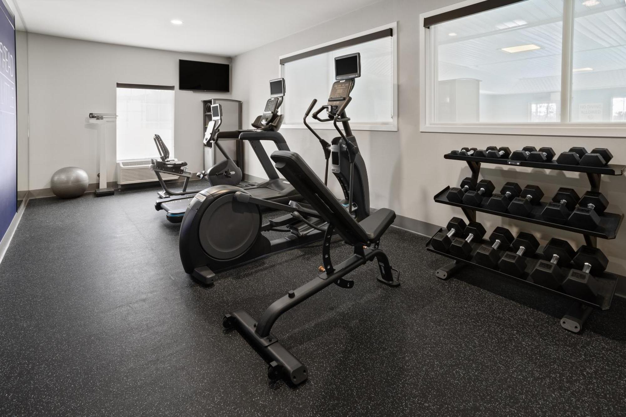 Express & By Ihg 2* Brattleboro