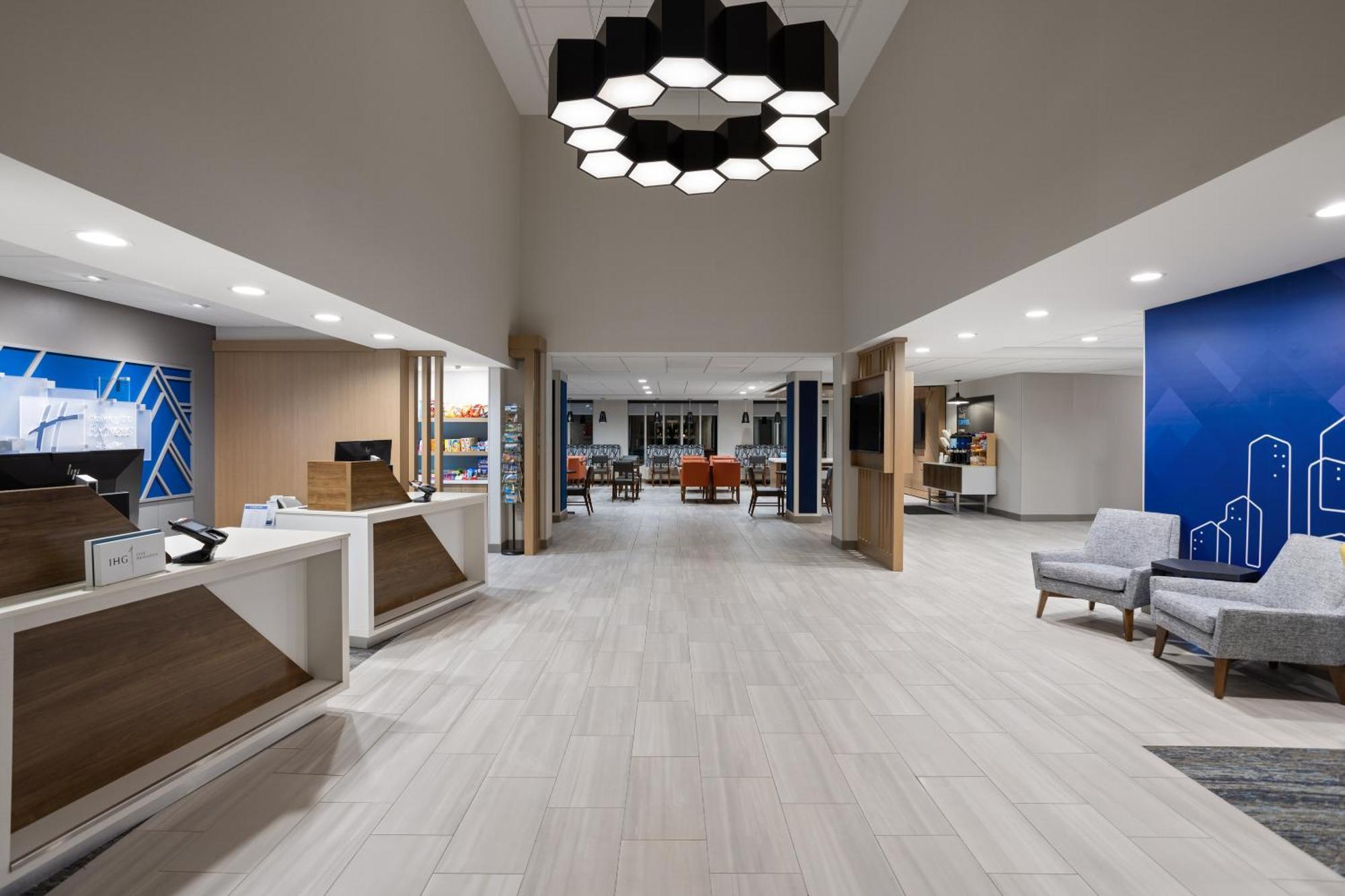Express & By Ihg Brattleboro