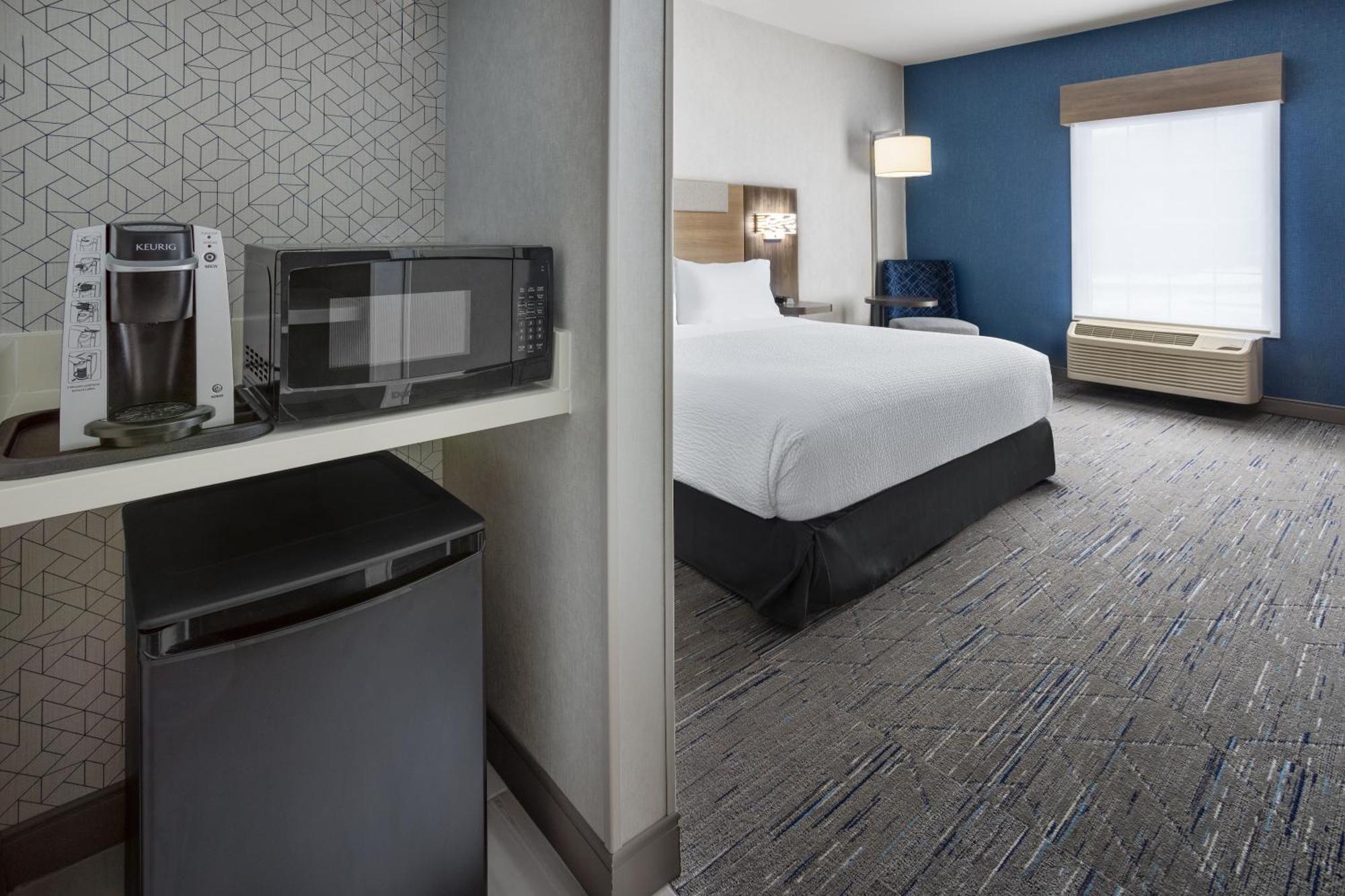 Hotel Express & By Ihg