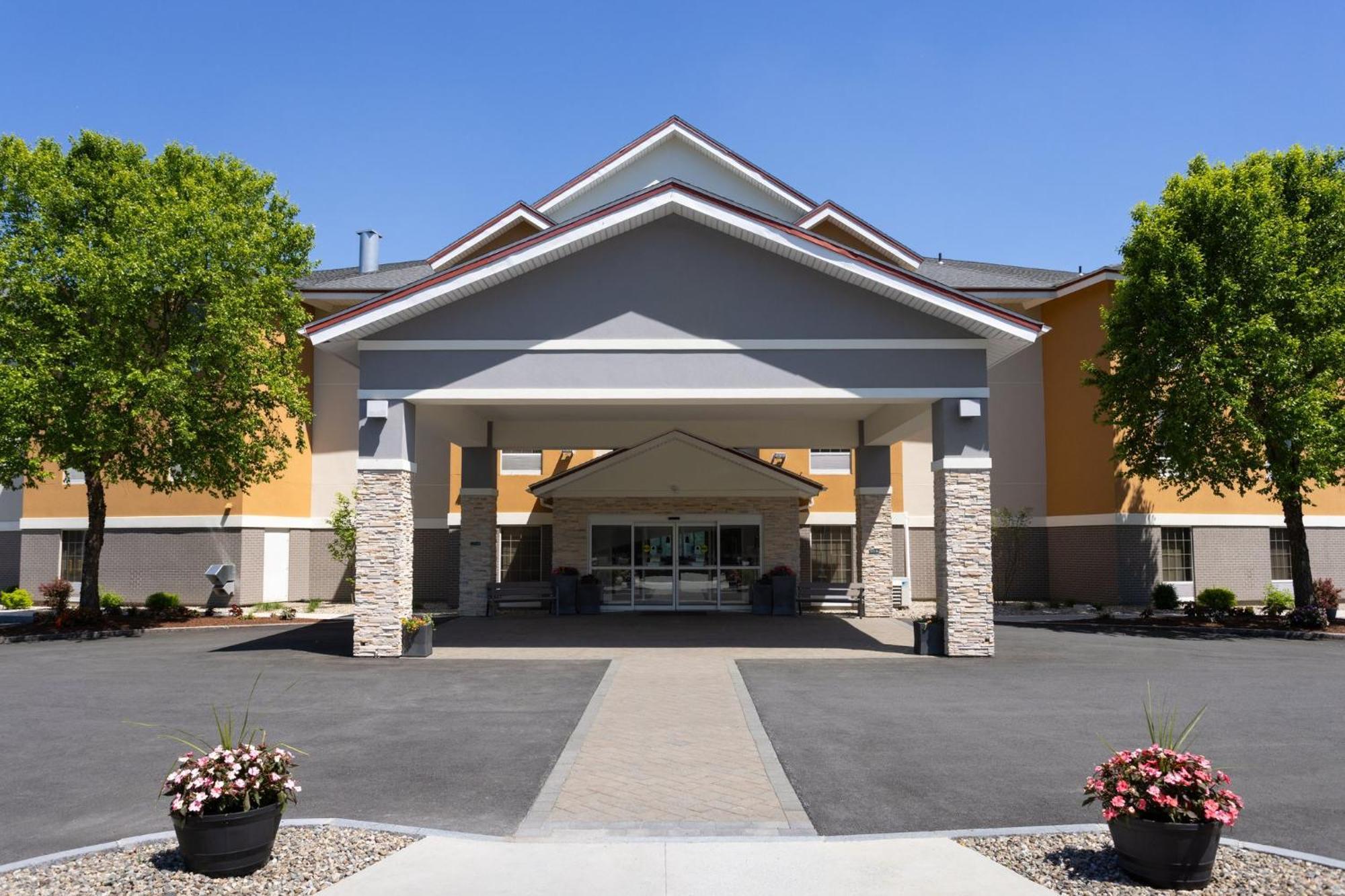 Express & By Ihg Hotel Brattleboro